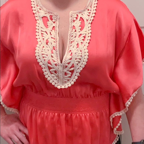 Fun & Flirt Small silk blouse - Picture 3 of 3